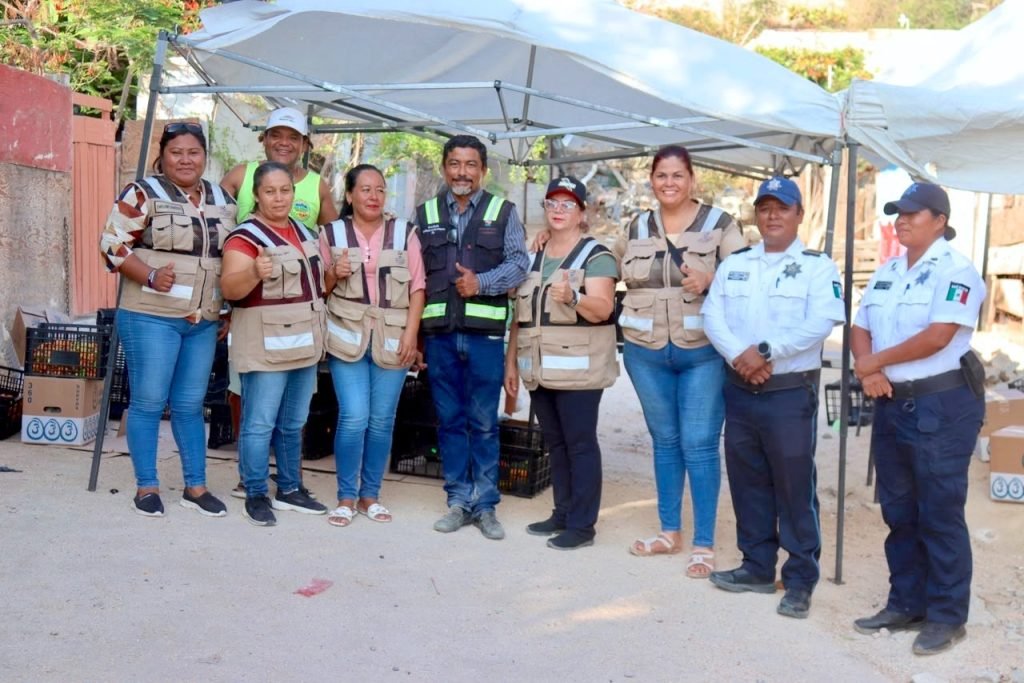 Acercan apoyos y atención directa a familias de Tierra y Libertad en Cabo San Lucas
