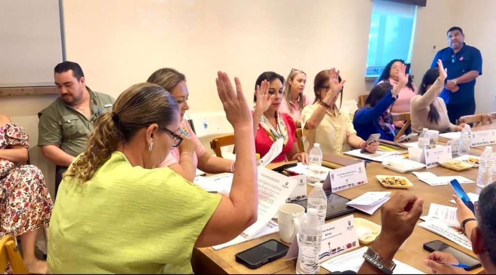 Rinde cuentas Instituto de las Mujeres de Los Cabos ante su Junta de Gobierno