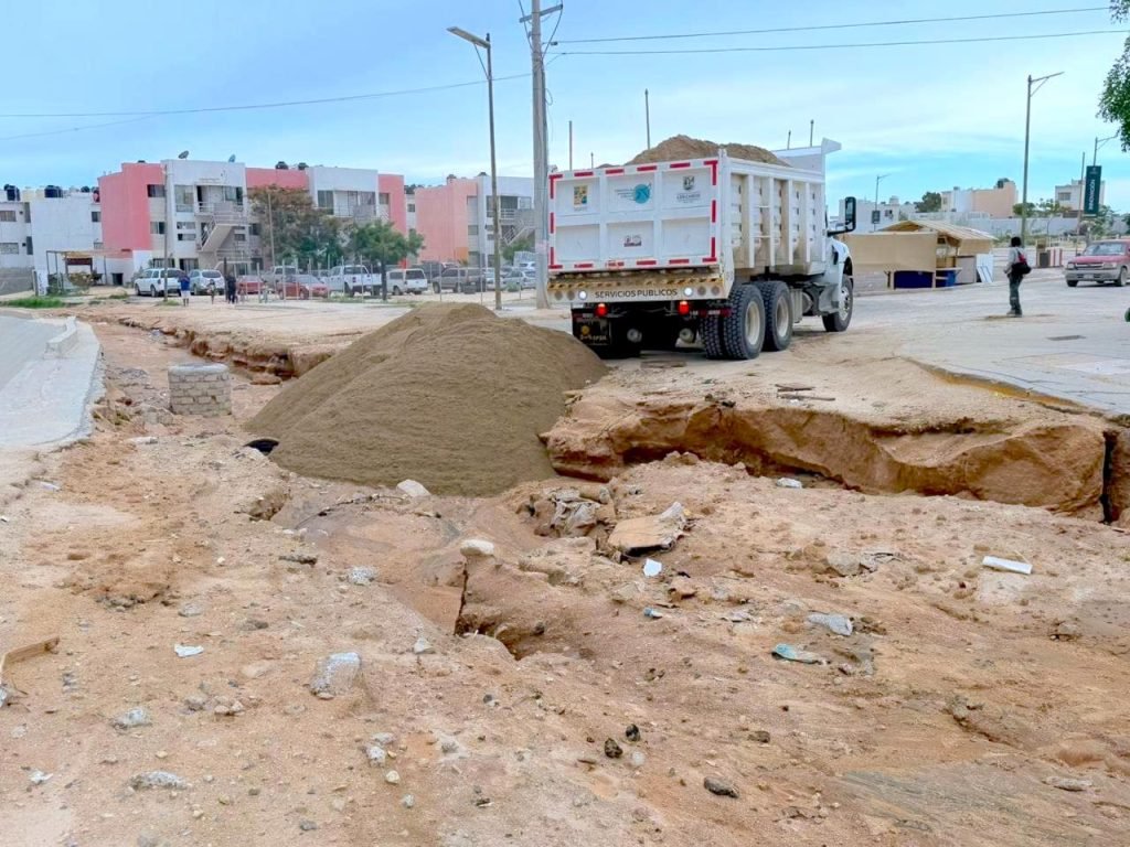 Servicios Públicos mantiene labores de rehabilitación, limpieza y desazolve en Cabo San Lucas